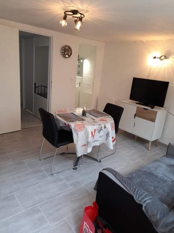 F2 Rdc Promo Cour Courseulles Sur Mer Ngoại thất bức ảnh